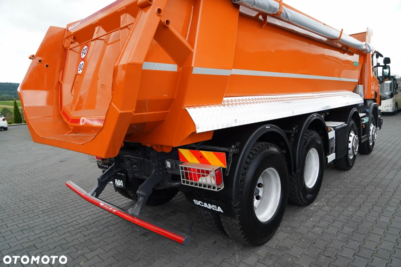 Scania P 410 / 8x4 / WYWROTKA TYLNOZSYPOWA / 21 TON ŁADOWNOŚCI / OPONY 100% - 17