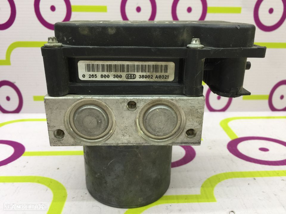 Módulo ABS Renault Megane / Scenic 1.5dCi 115Cv de 2005 - Ref: 8200038695 - NO70055 - 2
