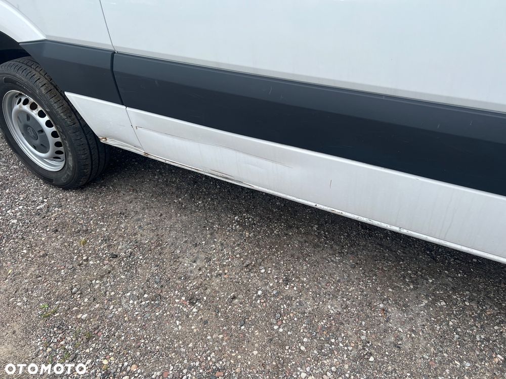 Volkswagen Crafter 163 konie, silnik po kapitalnym zdrowa buda, pięknie jedzie - 6