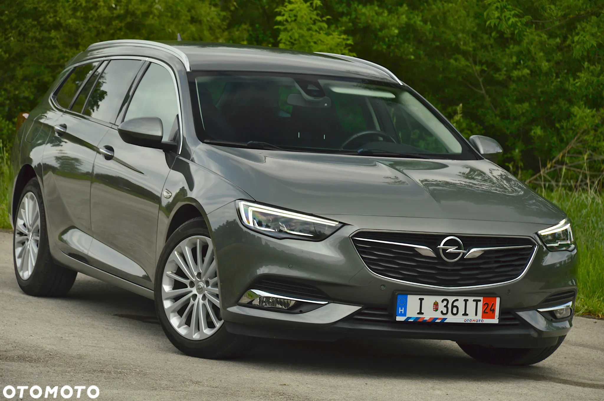 Opel Insignia 1.5 T Exclusive S&S - 32
