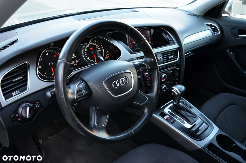 Audi A4 Avant - 28