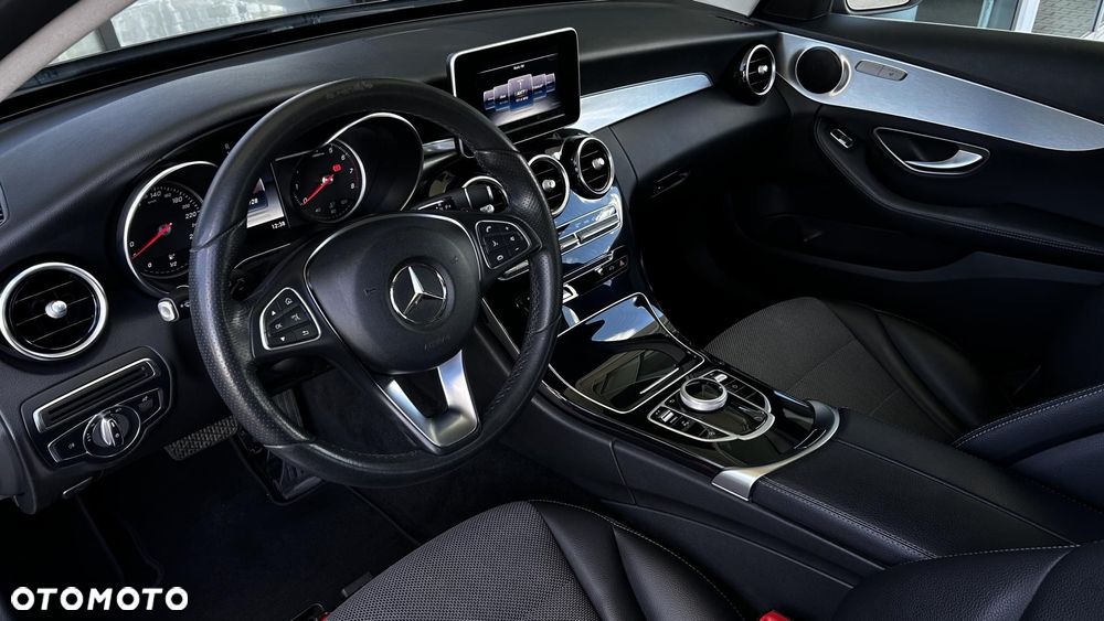Mercedes-Benz Klasa C 180 9G-TRONIC - 13