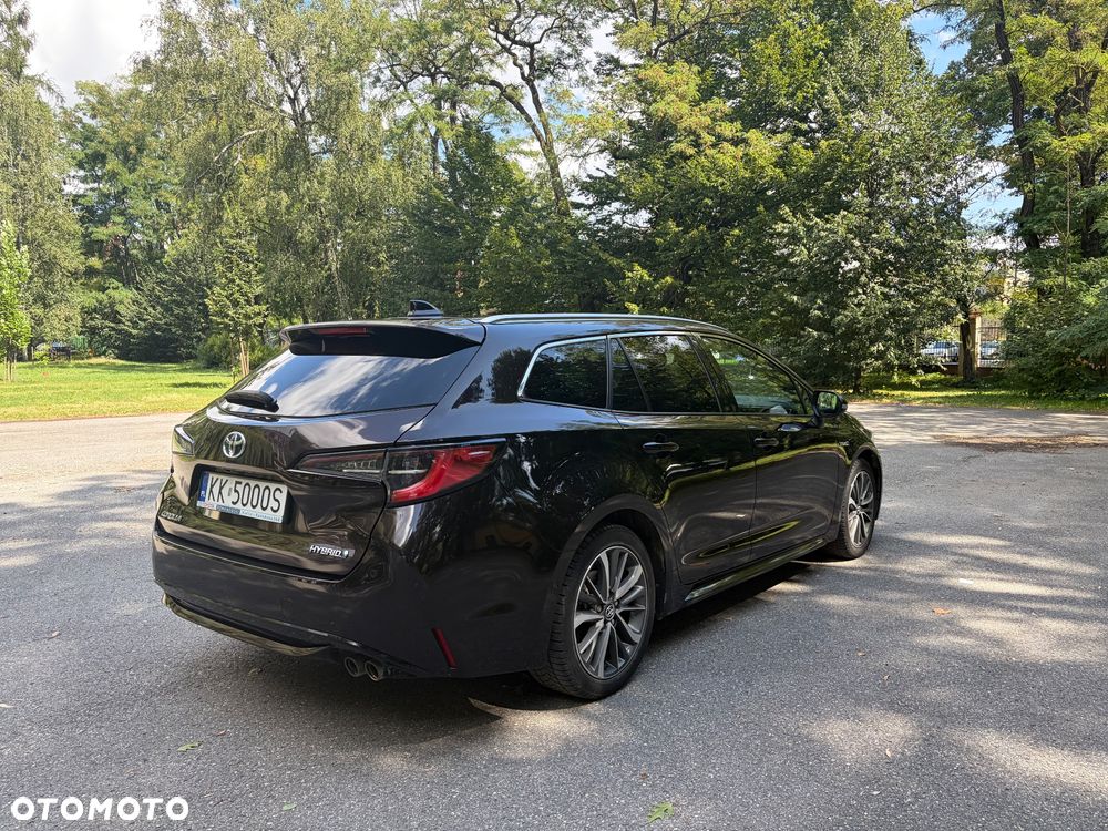 Toyota Corolla 2.0 Hybrid Executive - 5