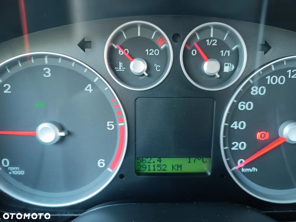 Ford Focus 1.8 TDCi Titanium - 8
