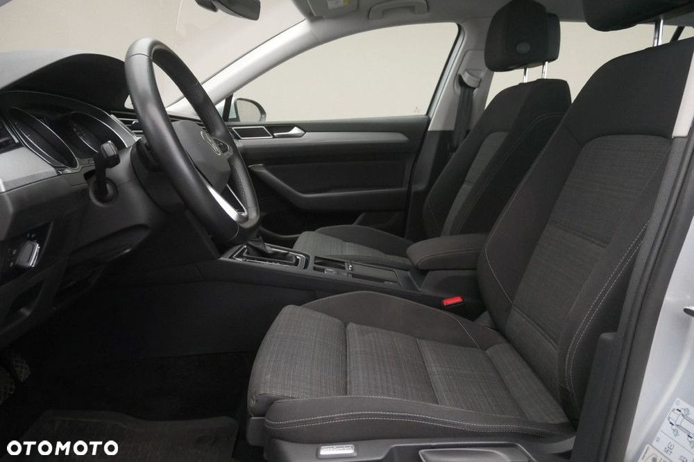 Volkswagen Passat 1.5 TSI EVO Business DSG - 12