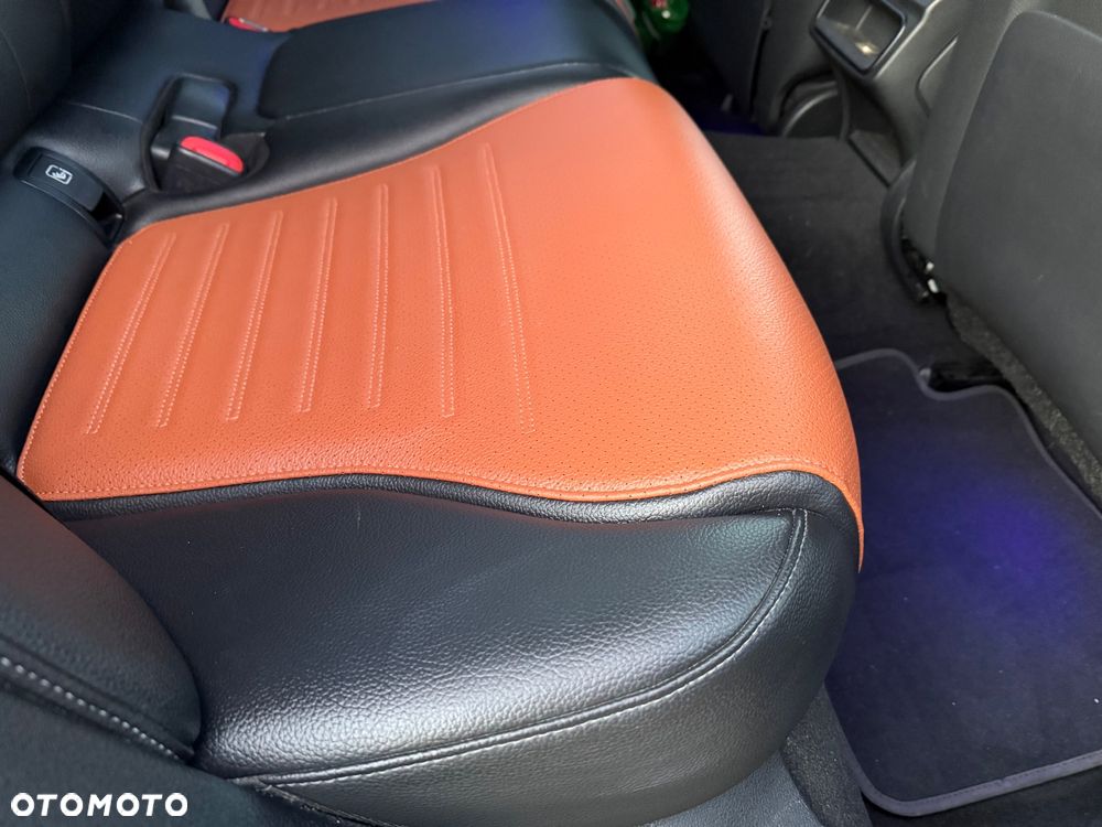 Mercedes-Benz Klasa C 300 e 9G-TRONIC Edition AMG Line - 41