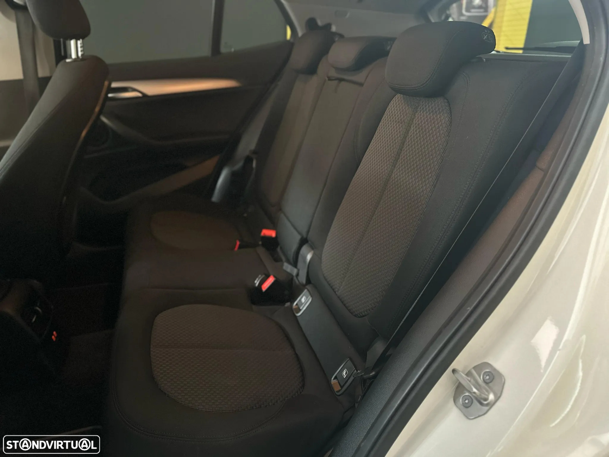 BMW X2 16 d sDrive Auto Advantage - 32