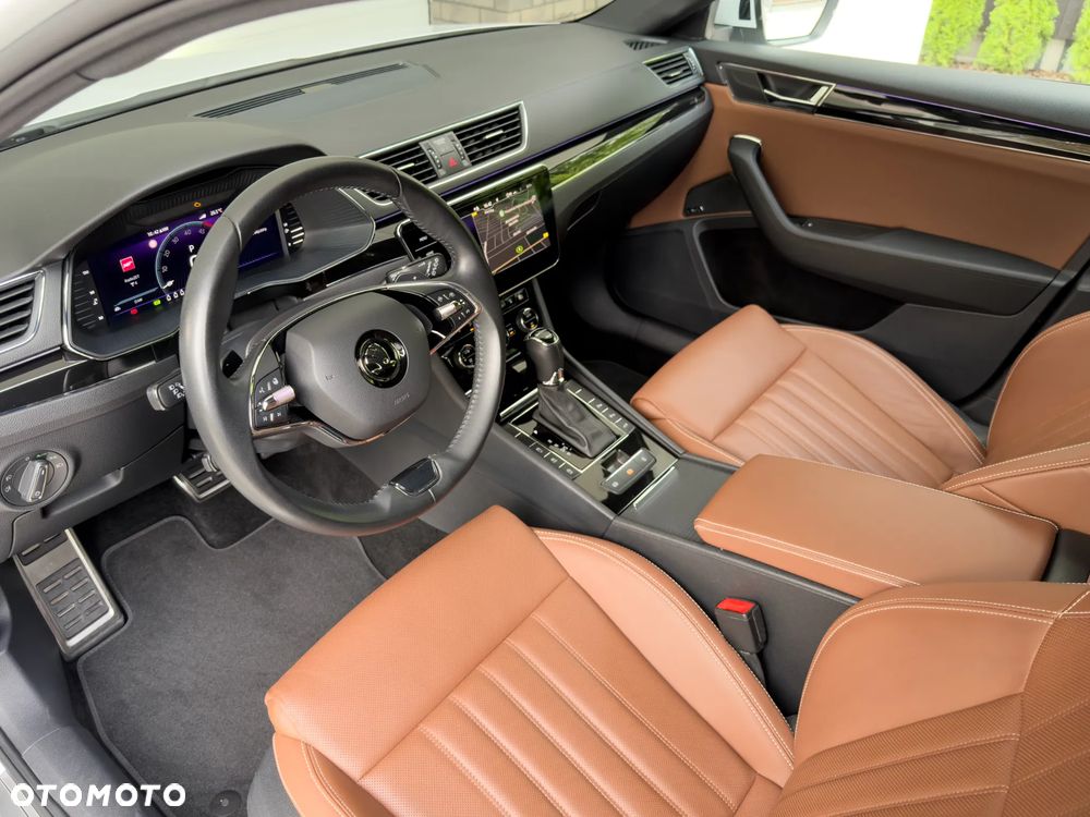 Skoda Superb 2.0 TDI 4x4 DSG L&K - 15