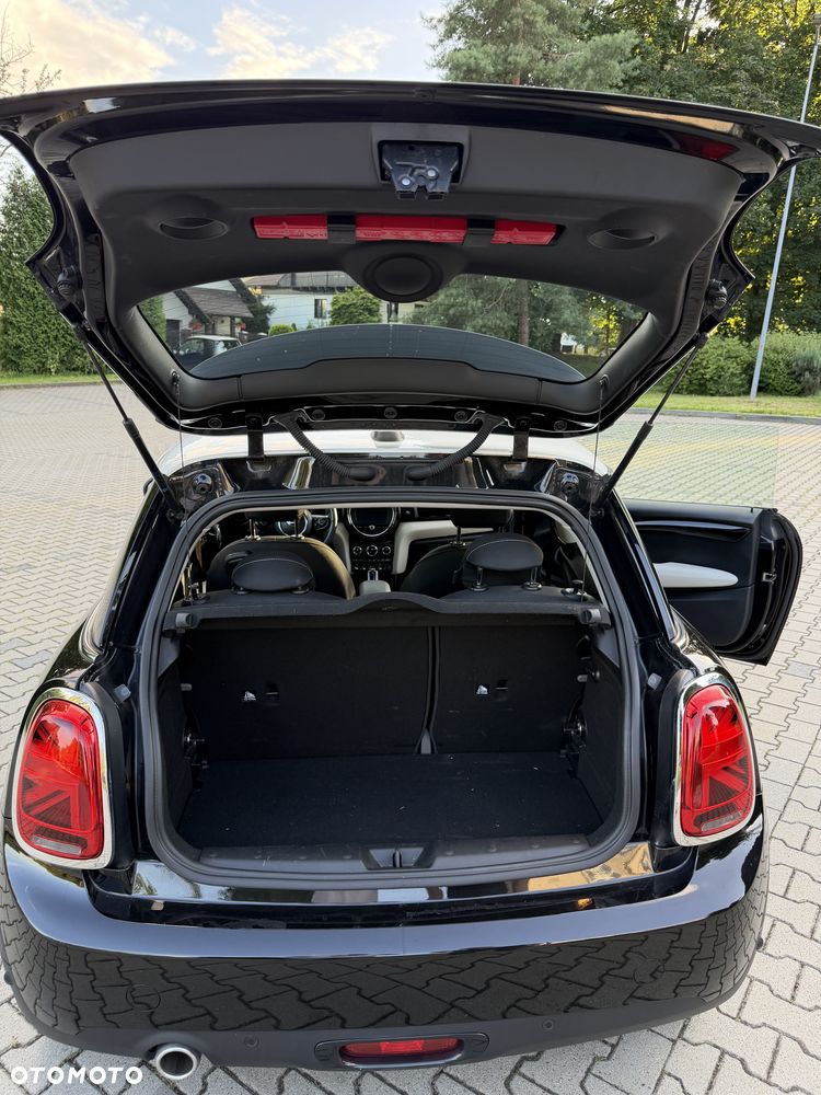 MINI Cooper Standard - 11