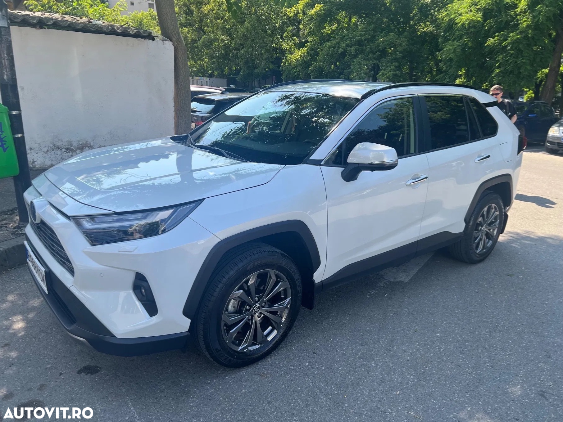 Toyota RAV4 2.5 Hybrid VVT-iE 4x4 Luxury - 16
