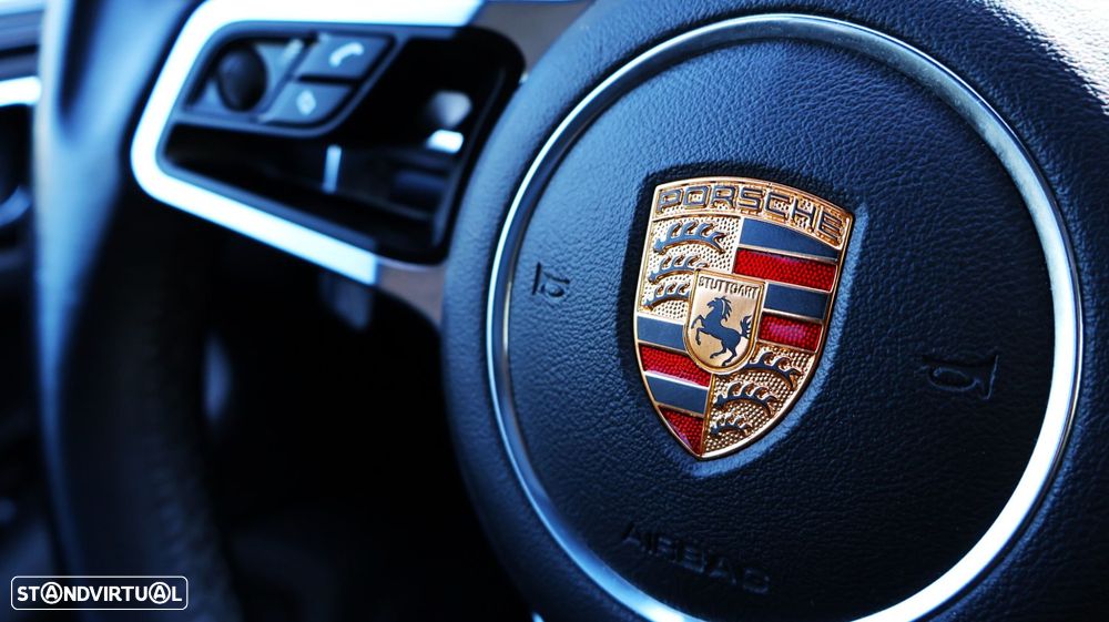 Porsche Macan S - 40