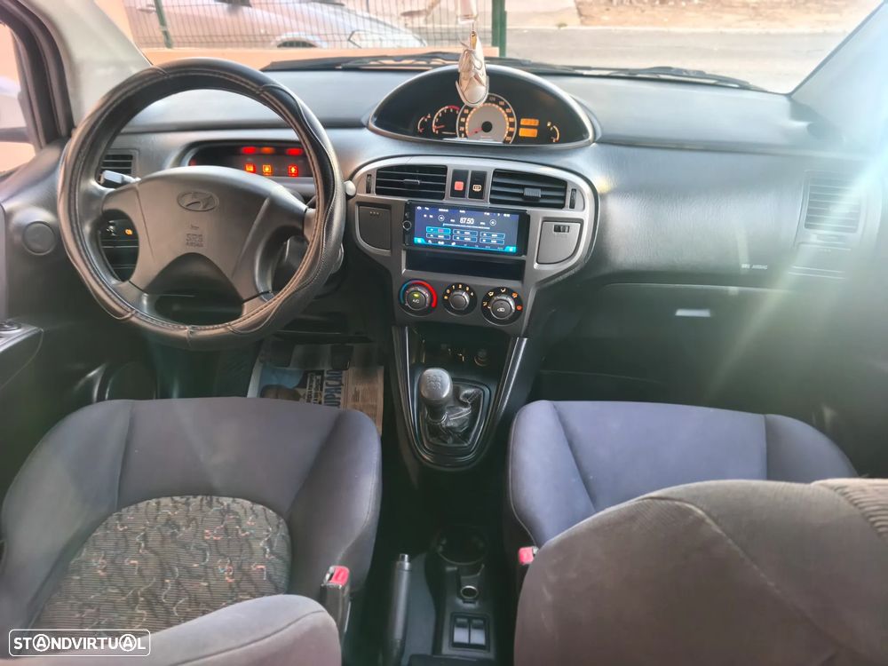 Hyundai Matrix 1.5 CRDi GLS - 14
