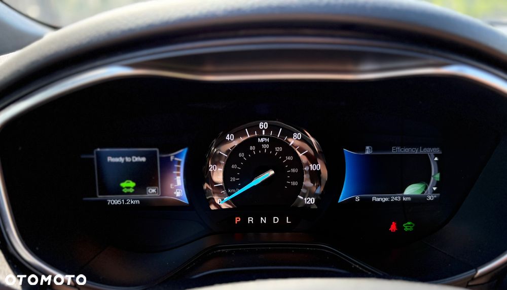 Ford Mondeo 2.0 Hybrid Titanium - 14