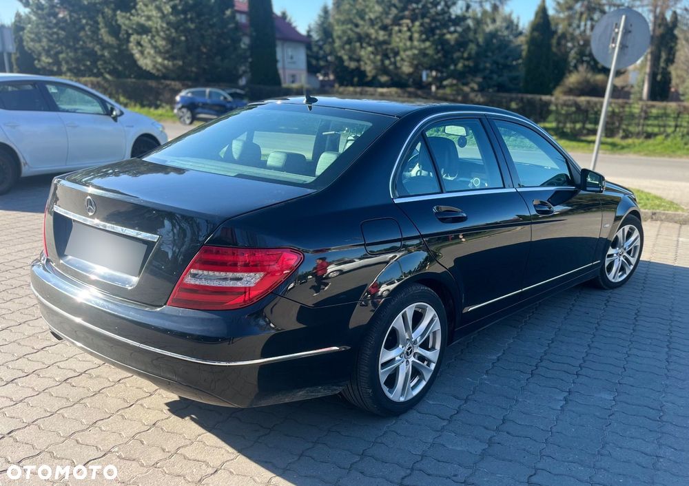 Mercedes-Benz Klasa C 180 CGI BlueEFFICIENCY - 5