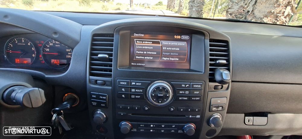 Nissan Navara 3.0 dCi V6 CD LE AT 4WD - 27