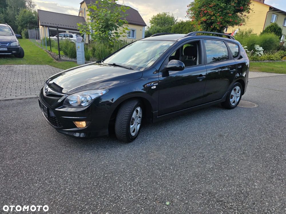 Hyundai i30 1.4 Base + World Cup - 16