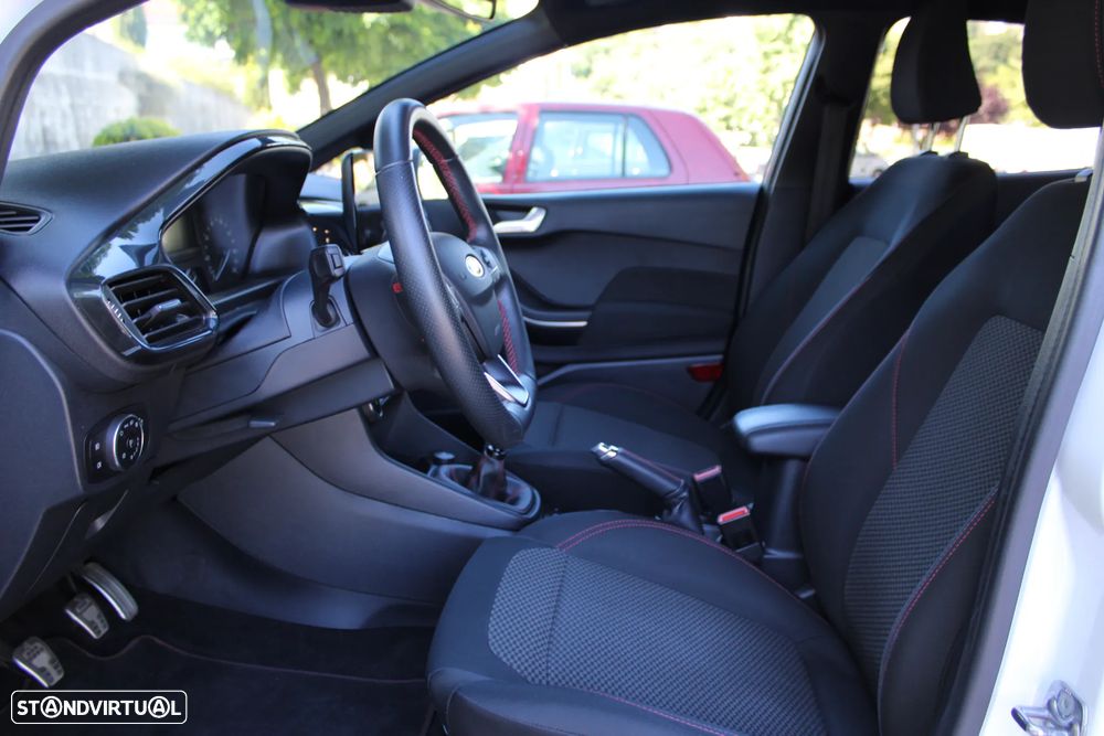 Ford Fiesta 1.0 EcoBoost MHEV ST-Line - 19