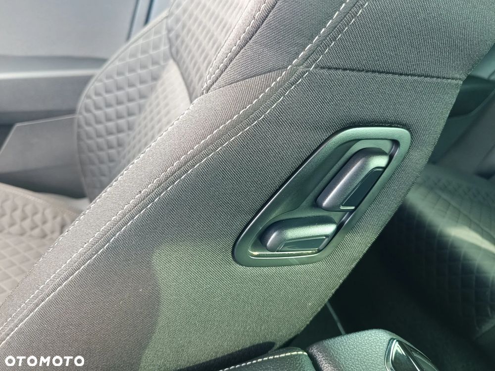 Skoda Superb Combi 2.0 TDI DSG Style - 31