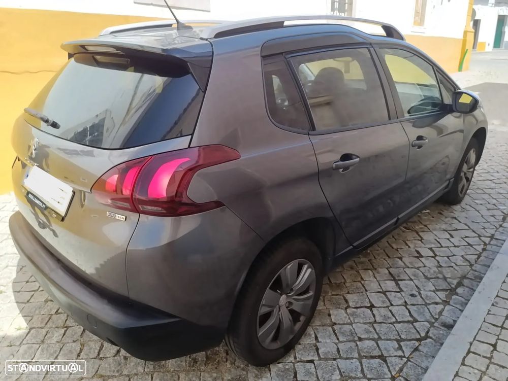 Peugeot 2008 1.2 PureTech Style - 5