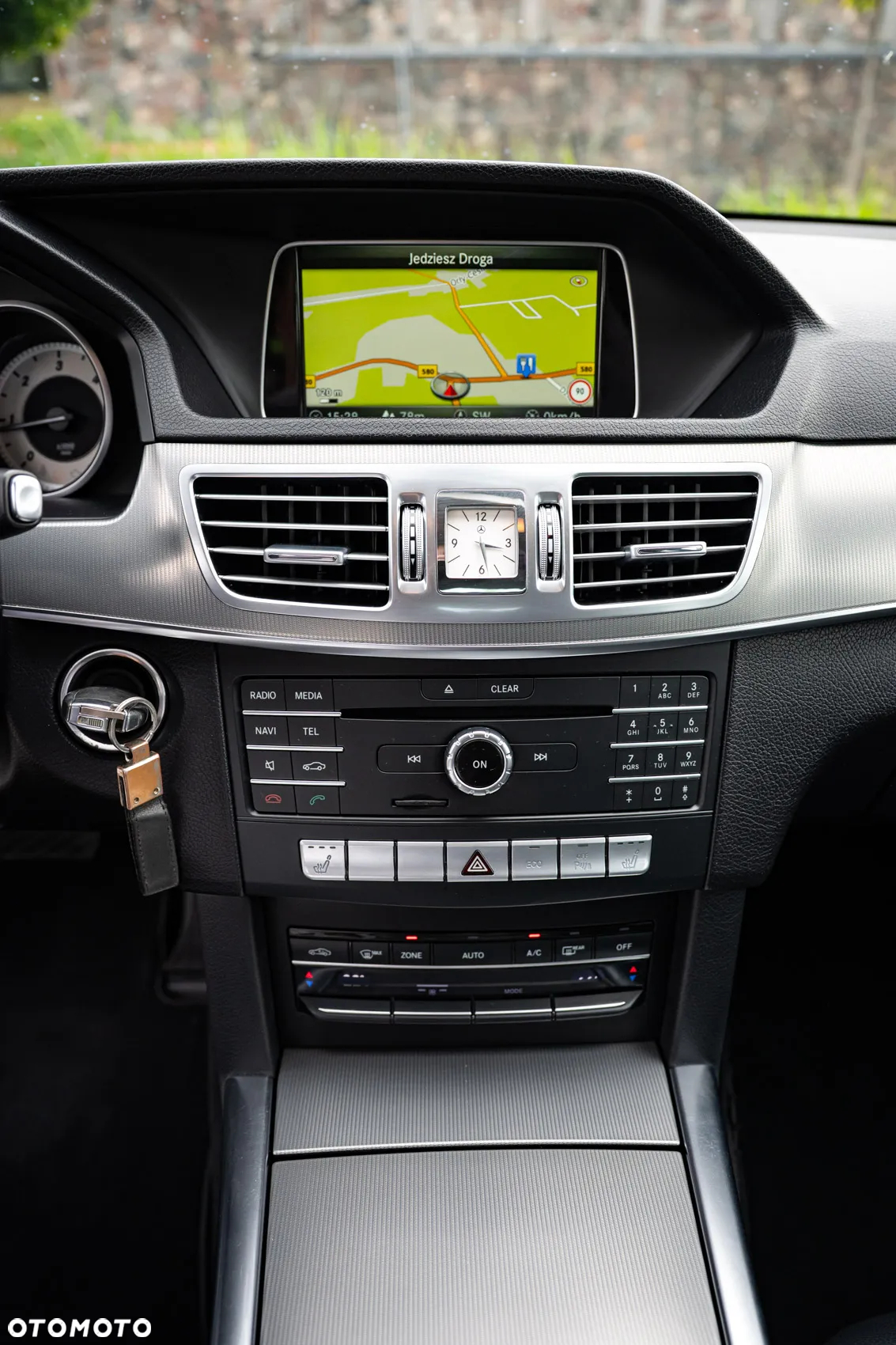 Mercedes-Benz Klasa E 220 BlueTEC 4-Matic Avantgarde - 19