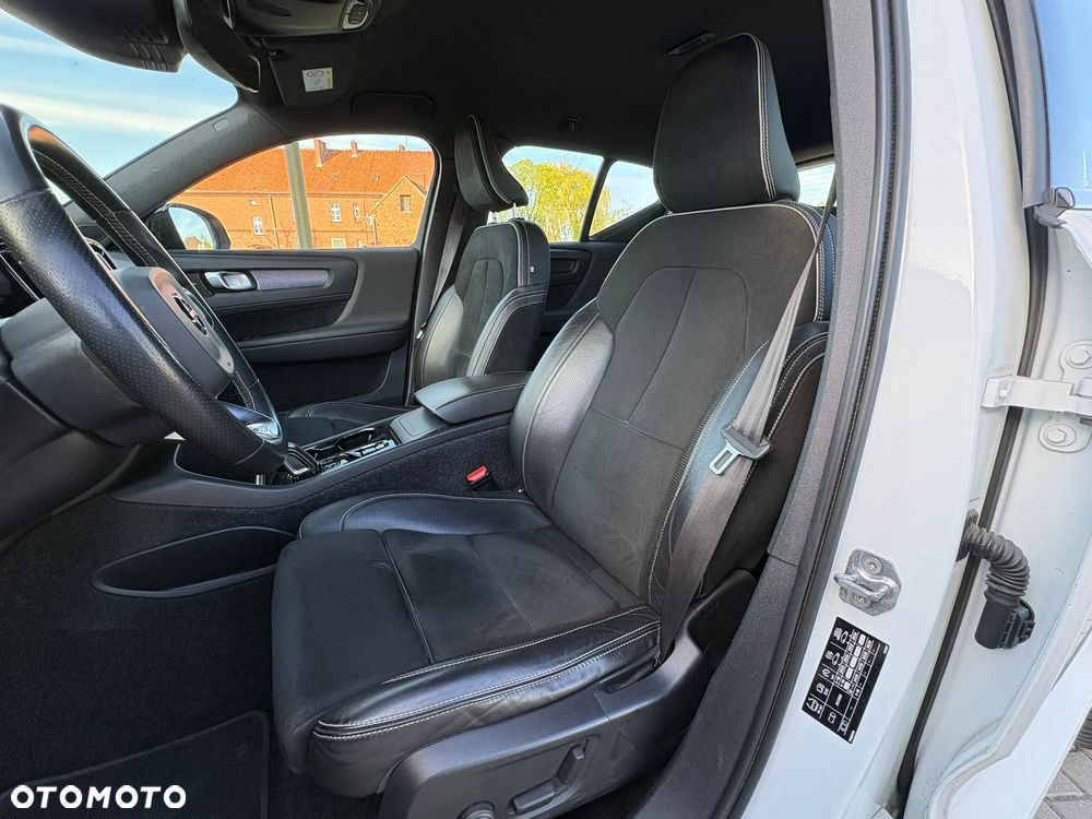 Volvo XC 40 T5 AWD R-Design - 17