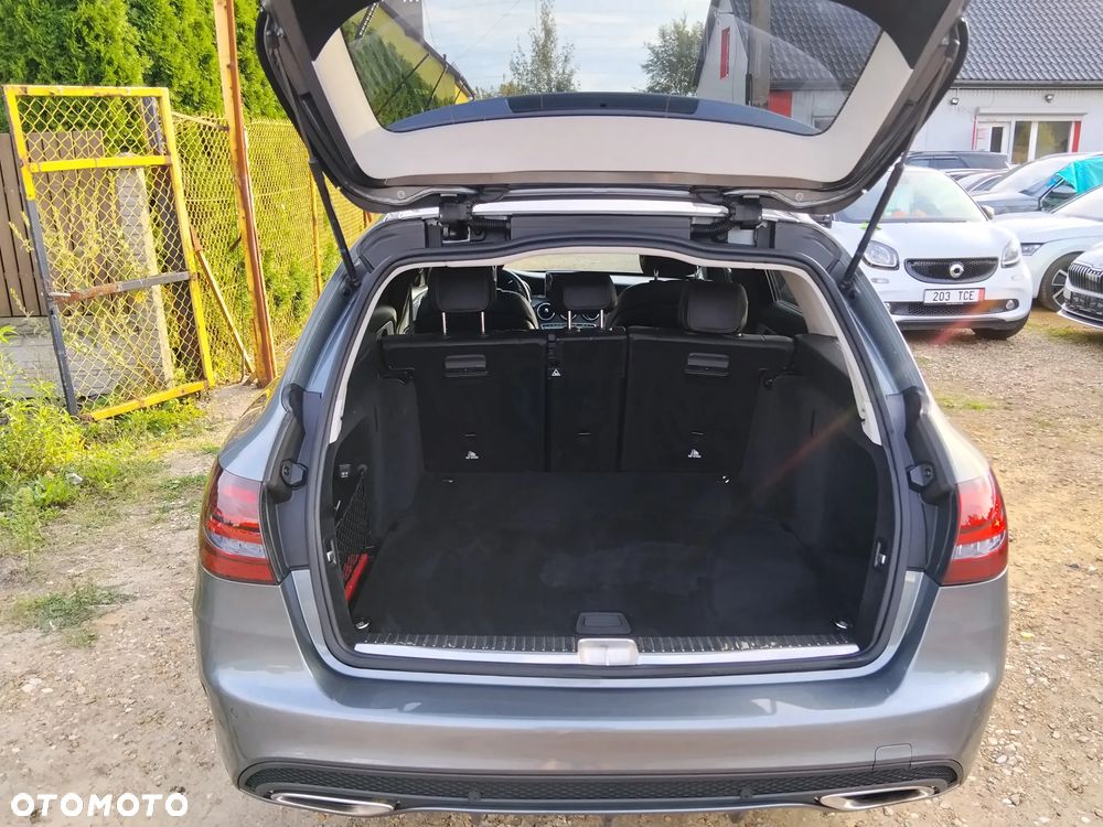 Mercedes-Benz Klasa C 180 9G-TRONIC - 16