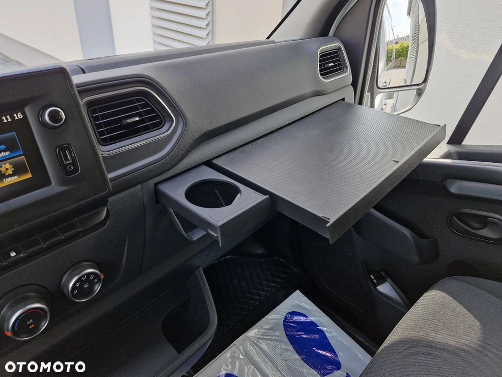 Renault Master, L3H2, SALON POLSKA, 7 miejsc, DOKA, nawigacja, hak, tempomat, klima - 19