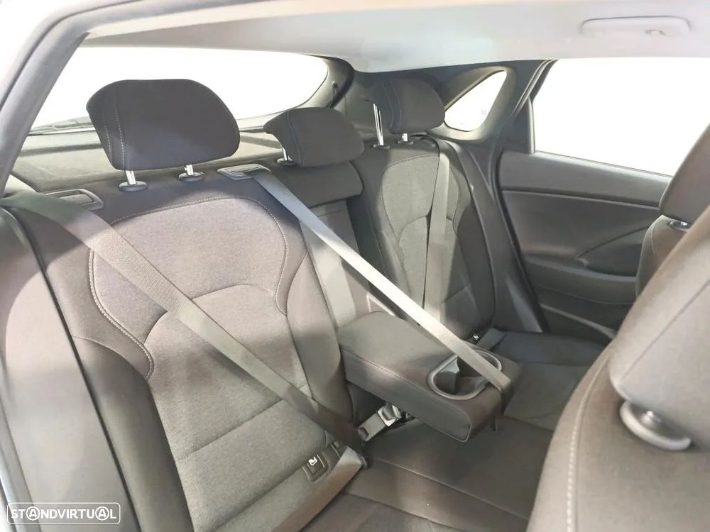 Hyundai i30 1.6 CRDI STyle - 9