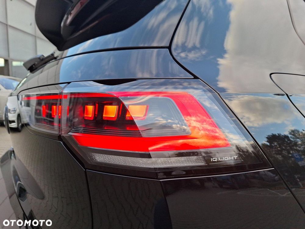 Volkswagen Golf - 12