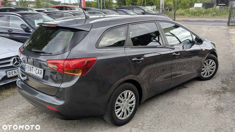 Kia Ceed 1.4 CVVT Attract - 12