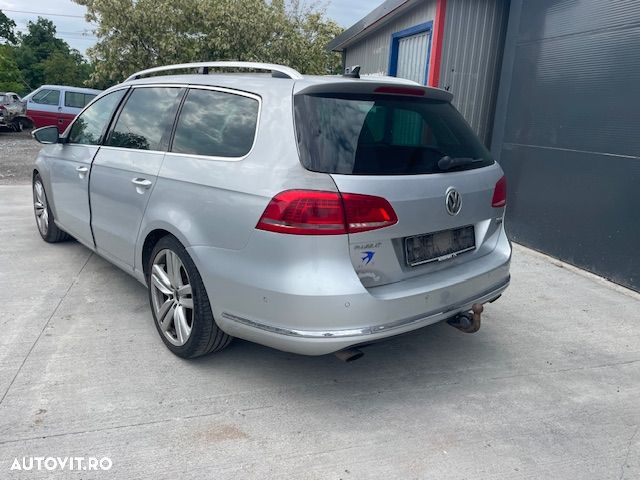 Dezmembrez Volkswagen Passat B7 2.0 tdi Xenon led  4x4 DSG Echipat Full - 9