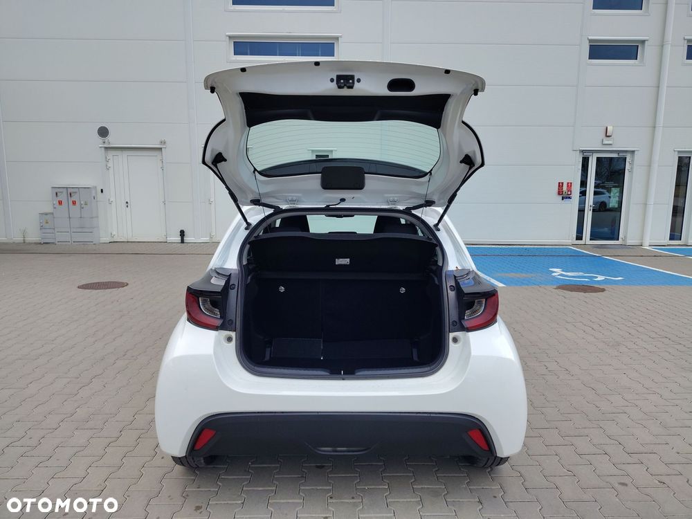 Toyota Yaris - 14