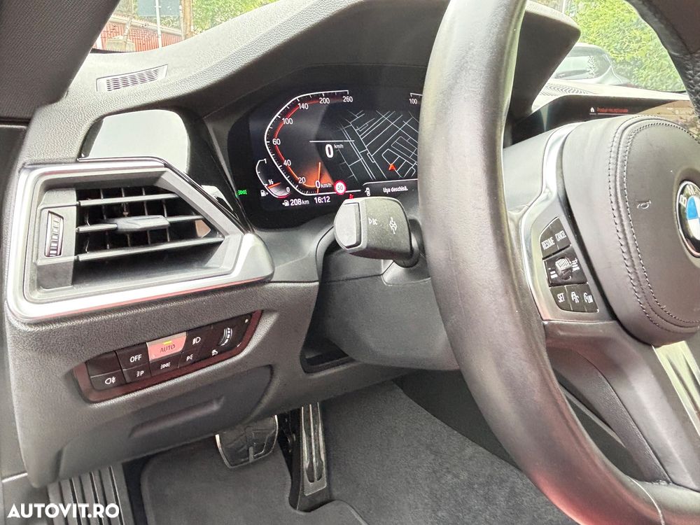 BMW Seria 2 220i AT M Sport - 27