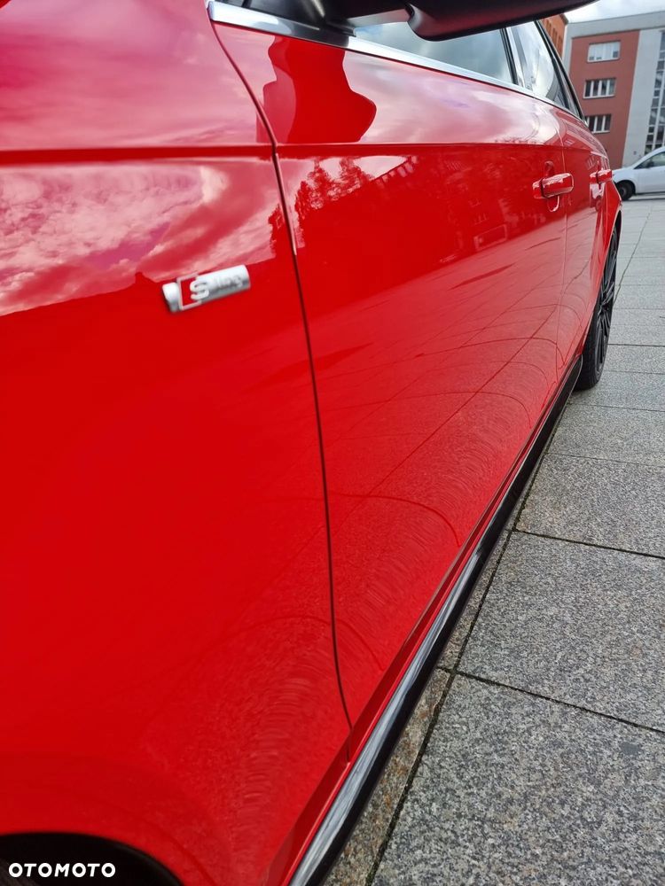 Audi A4 Avant 2.0 TDI DPF clean diesel quattro S tronic S line Sportpaket - 38