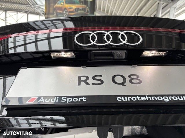 Audi RS Q8 - 21