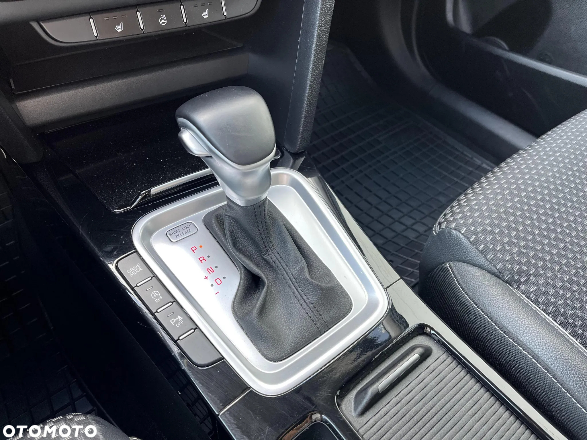 Kia Ceed 1.6 CRDi SCR L Business Line DCT - 15