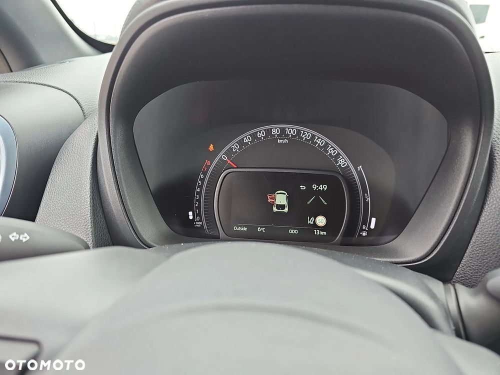 Toyota Aygo x-style - 13