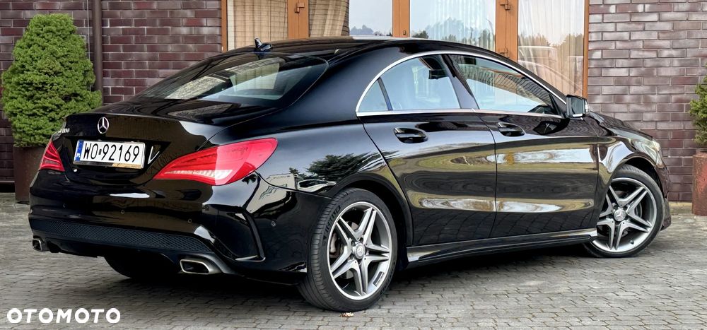 Mercedes-Benz CLA 180 7G-DCT AMG Line - 7