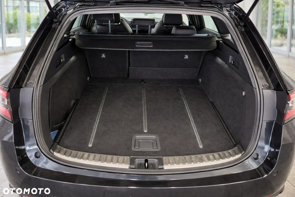 Toyota Corolla 2.0 Hybrid Selection - 8