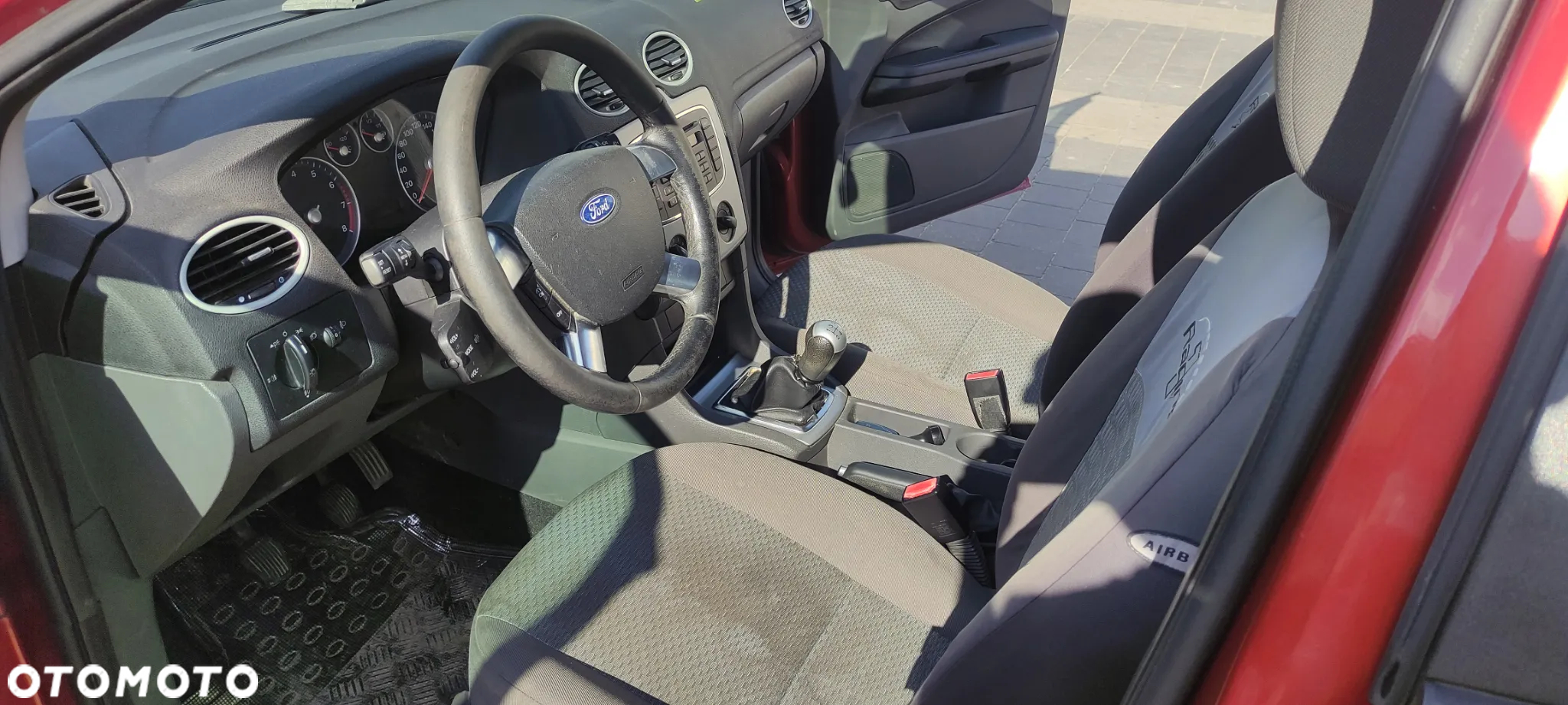 Ford Focus - 13