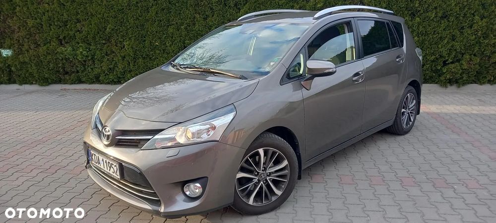Toyota Verso 1.8 Premium EU5 7os - 13