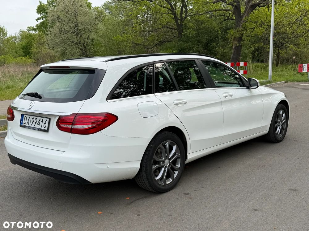Mercedes-Benz Klasa C 220 CDI BlueEff Edition Classic - 3
