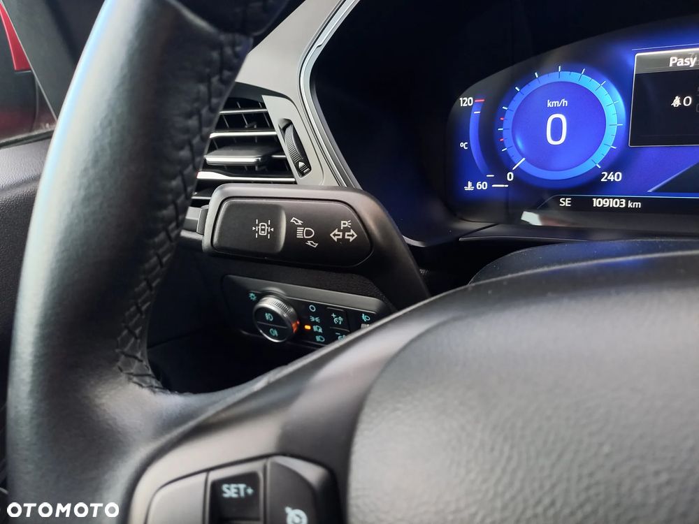 Ford Kuga 2.0 EcoBlue Hybrid TITANIUM - 25