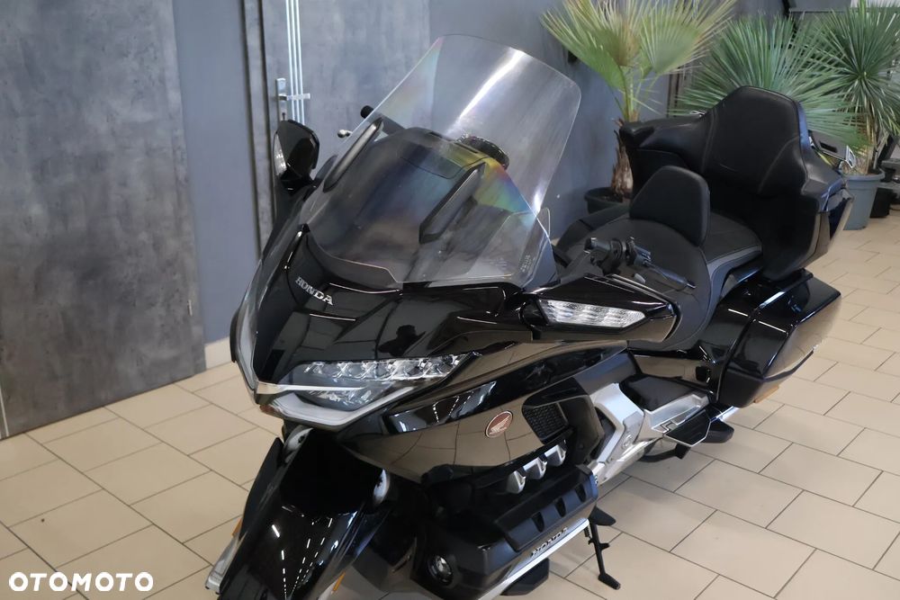 Honda GL - 33