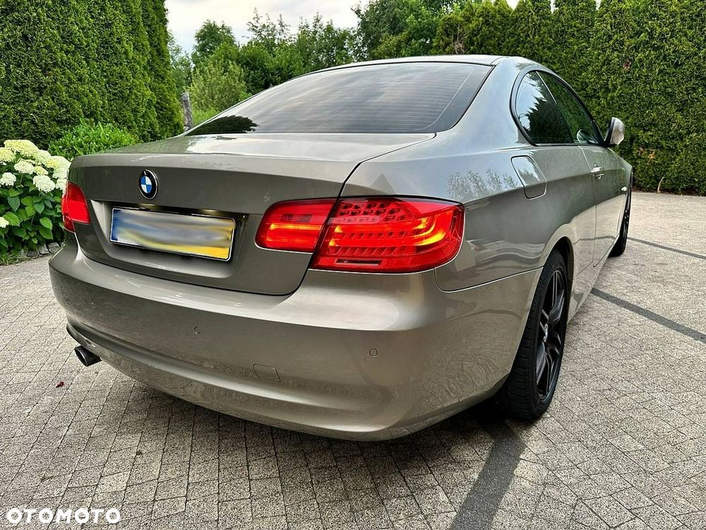 BMW Seria 3 - 32