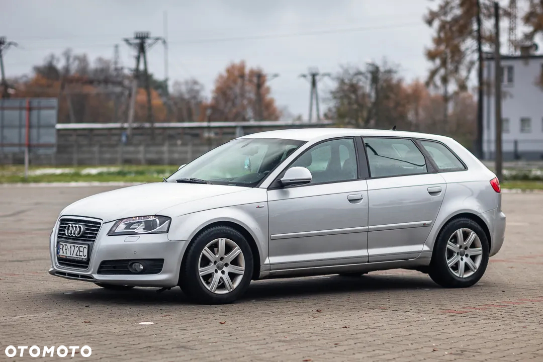 Audi A3 1.6 TDI Sportback S line Sportpaket - 8