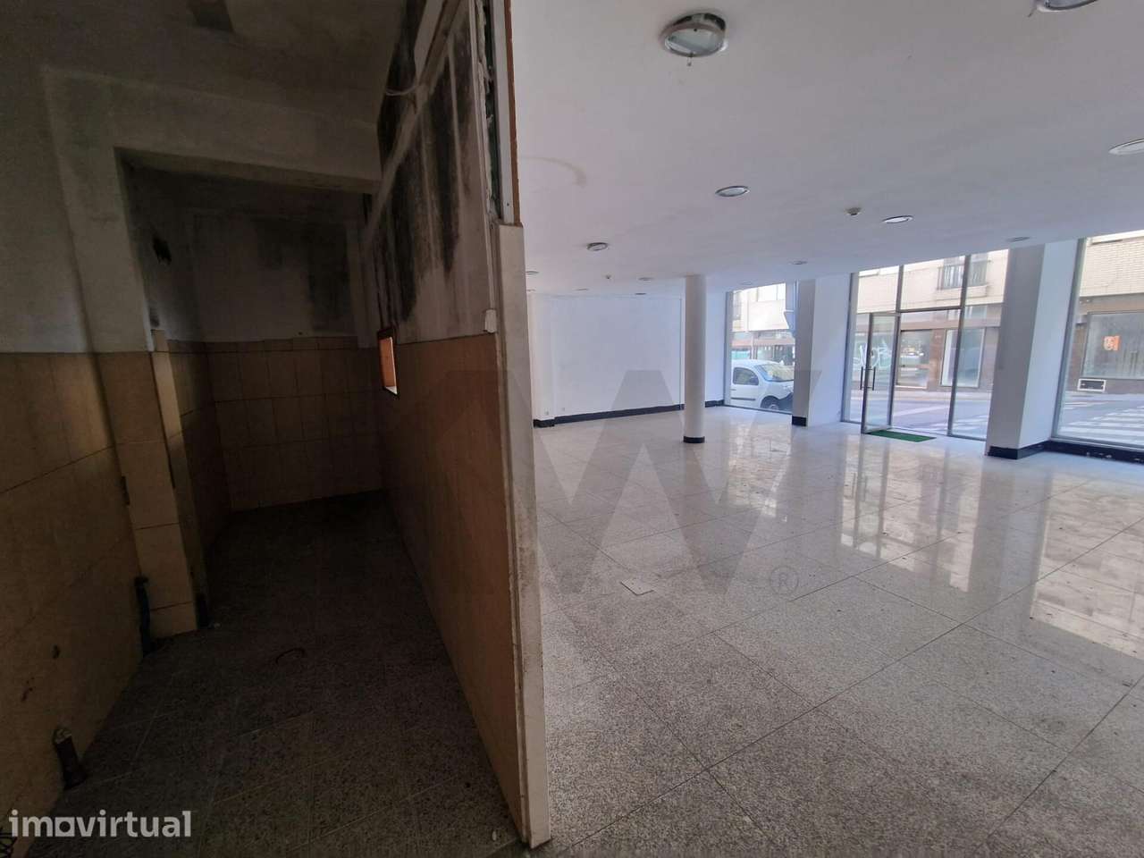 Loja com potencial de conversão em apartamento | Centro de São João da - Grande imagem: 5/12