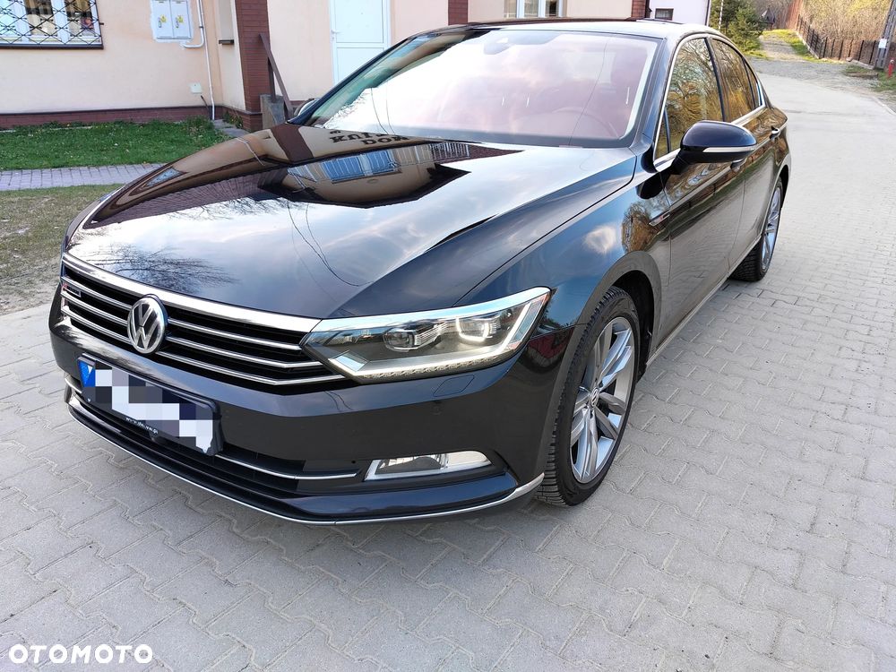 Volkswagen Passat 2.0 TDI Bi-Turbo BMT 4Mot Highline DSG - 11