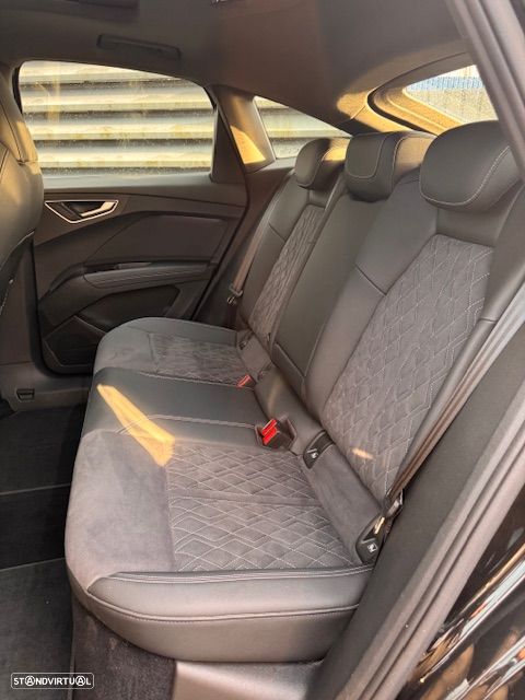 Audi Q4 e-tron 45 quattro 82 kWH - 10