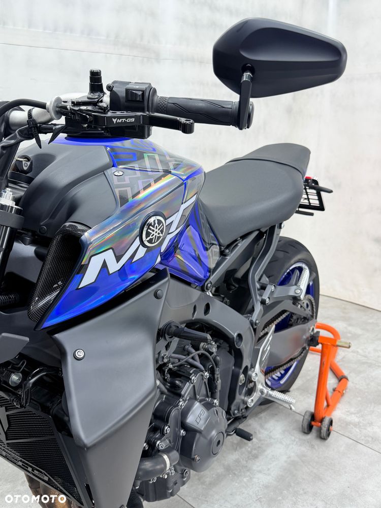 Yamaha MT - 27